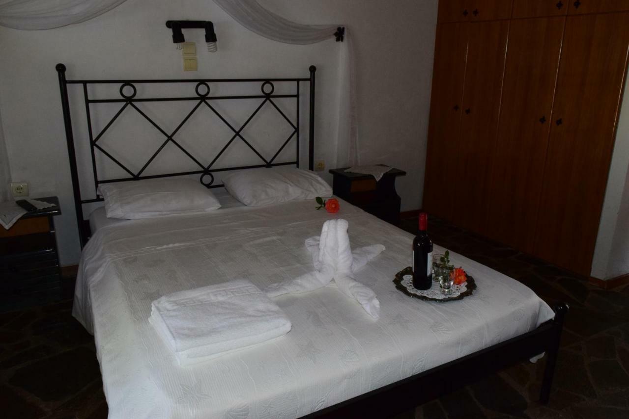 에브딜로스 Panoramma Hause, Kampos Evdilou,Ikaria 아파트 외부 사진